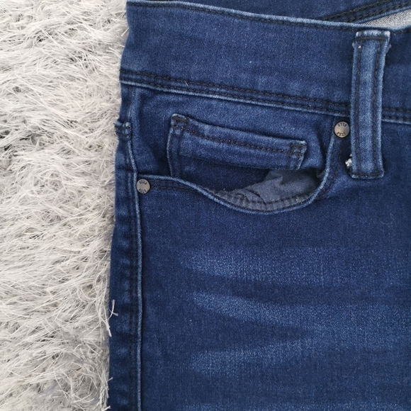 Elle Paris Women's 6 Blue Skinny Leg Regular Fit Mid Rise Navy Blue Jeans - Picture 4 of 11